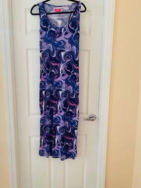 Emma Jordan size large